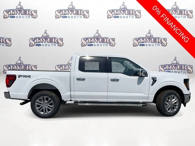 New 2026 White Ford XLT image 2
