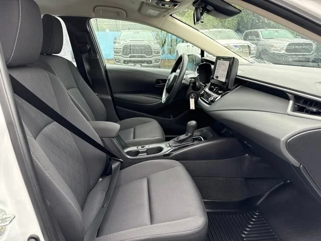 Used 2024 Ice Cap Toyota LE image 10