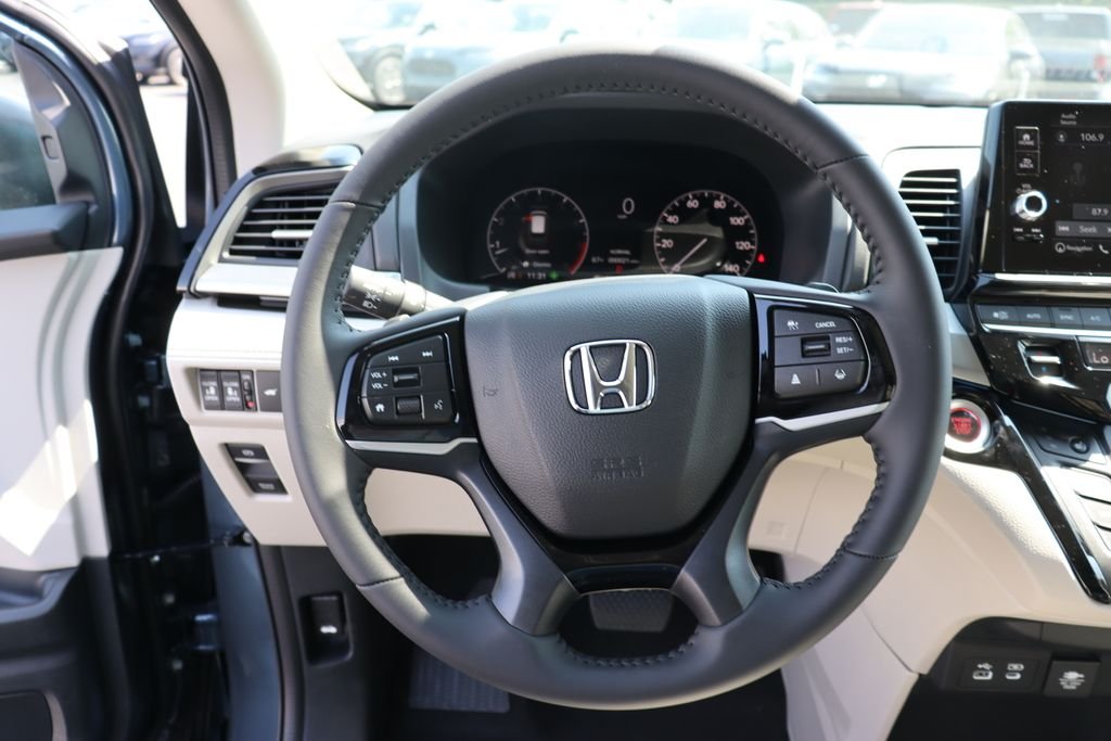 Used 2026 Gray Honda Touring image 35