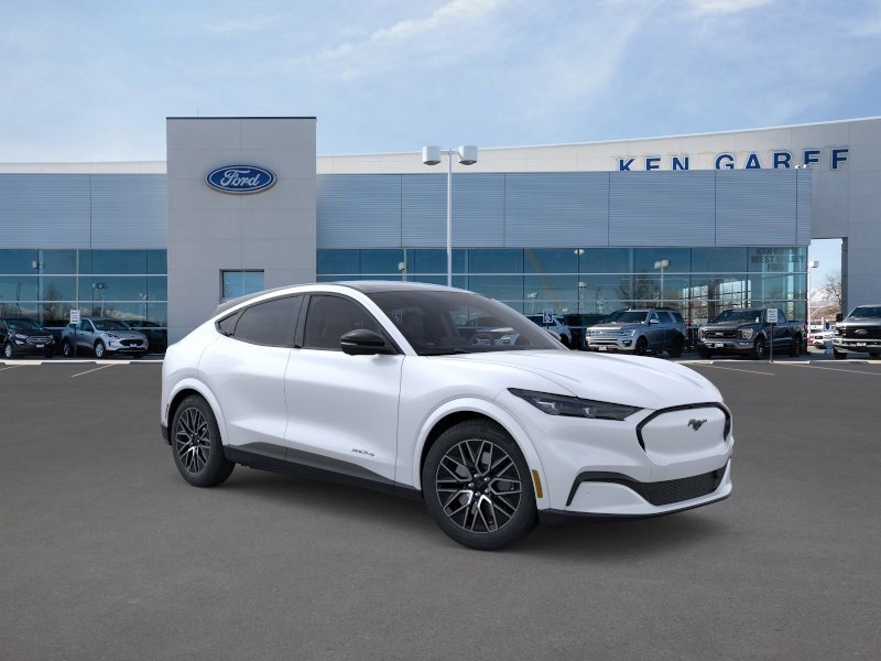 New 2026 Star White Metallic Tri-Coat Ford Premium image 8