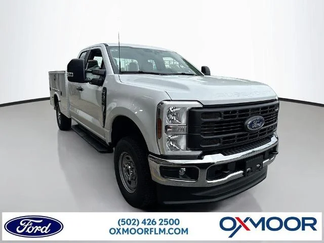 New 2026 Oxford White Ford F-250® XL image 30