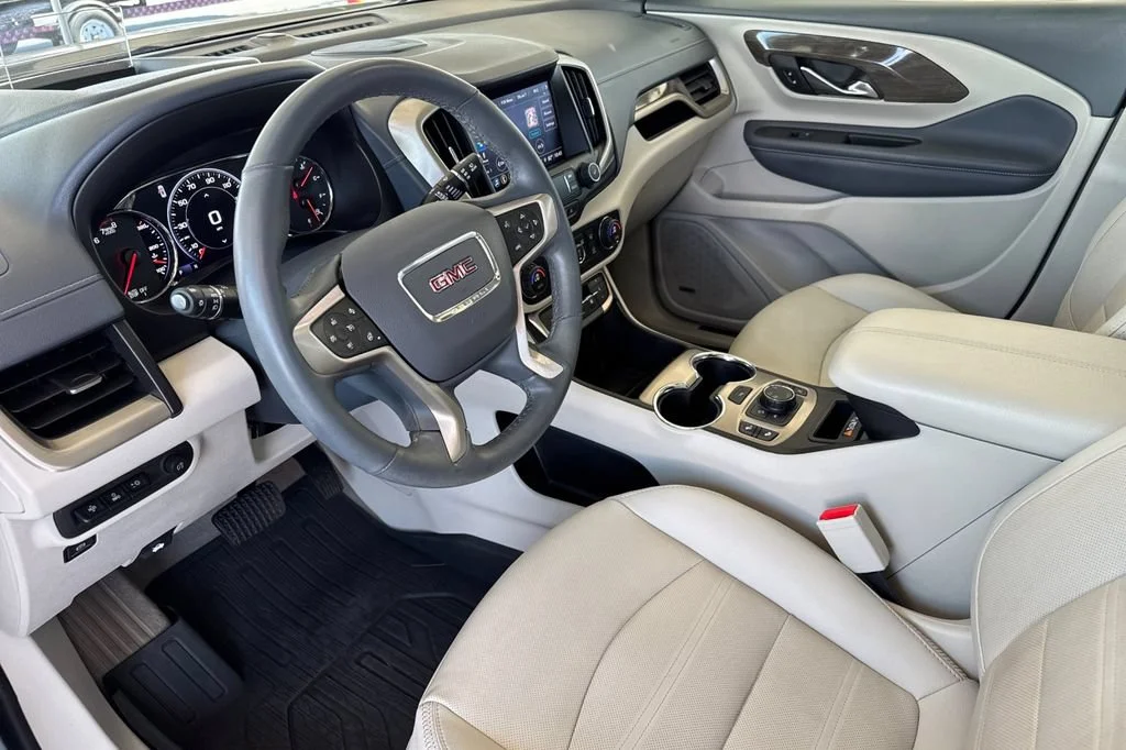 2023 GMC Terrain Denali - Photo 10