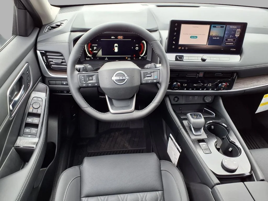 New 2026 Obsidian Green Pearl Nissan Platinum image 4