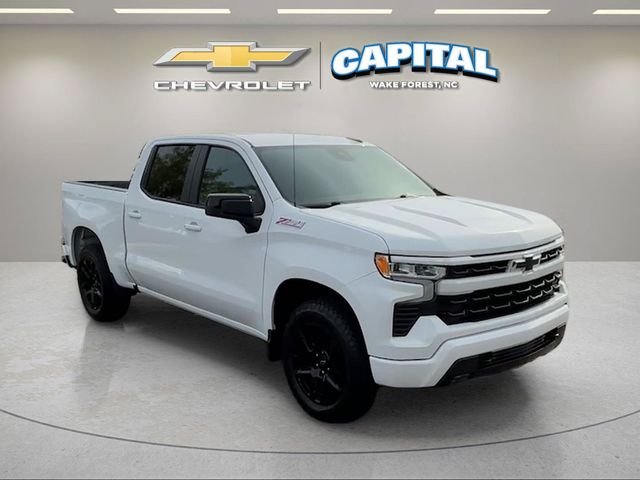 Used 2025 White Chevrolet RST image 7