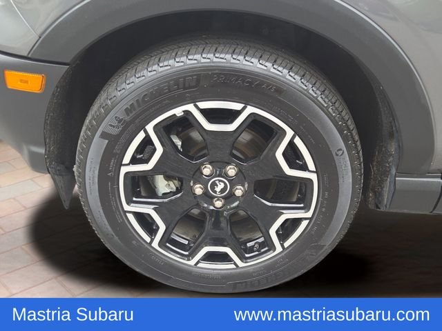 Used 2025 Gray Metallic Ford Outer Banks image 27