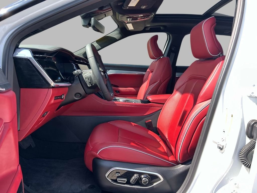 Used 2025 White Jeep Launch Edition image 16