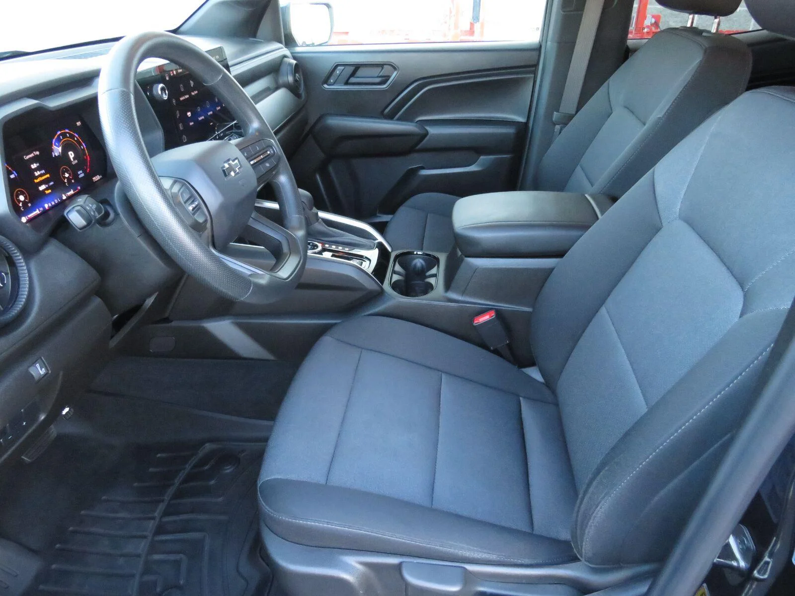 Used 2025 Black Chevrolet Trail Boss image 17