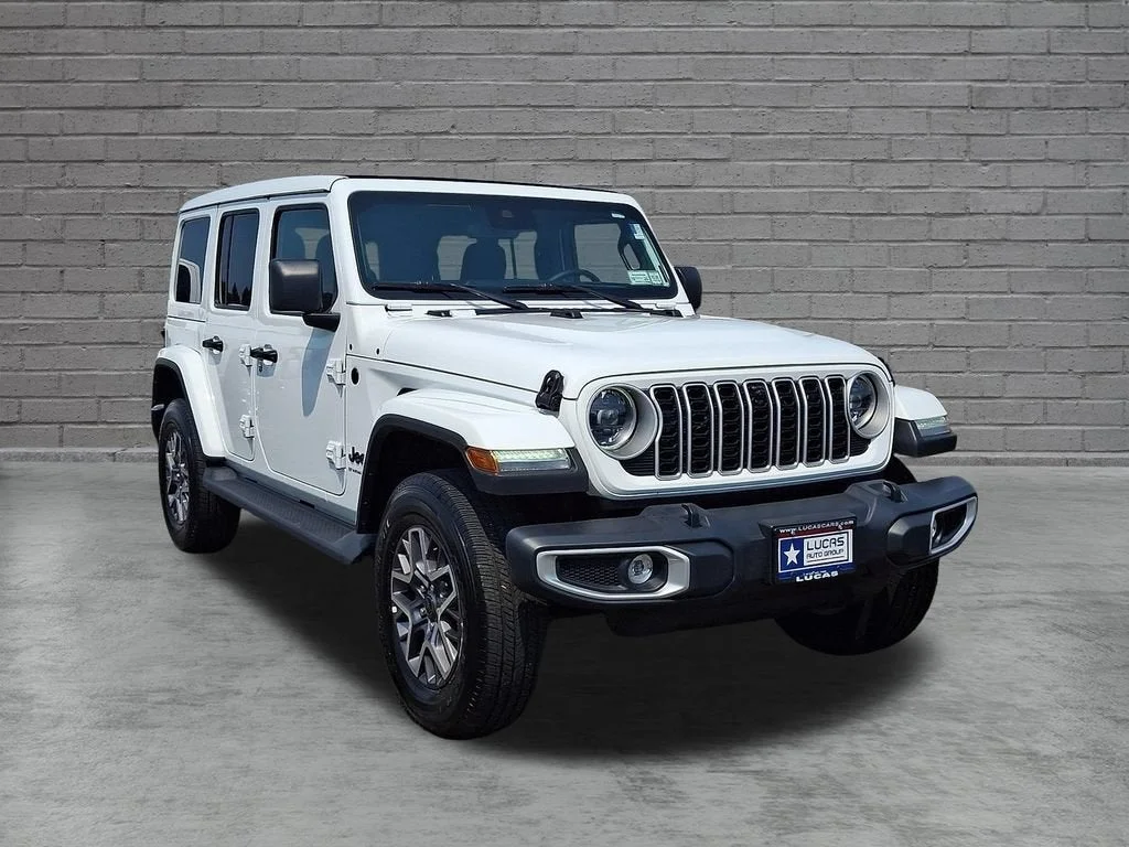 Used 2025 White Jeep 4-Door Sahara 4x4 image 44