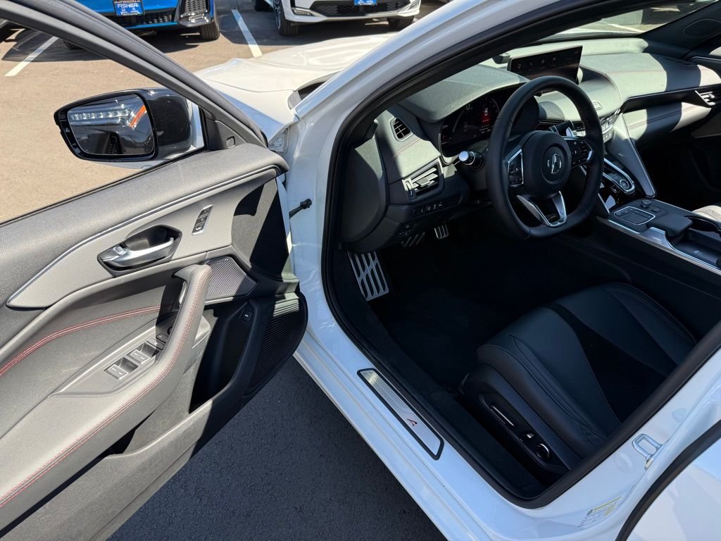 2025 Acura TLX A-Spec Package - Photo 11