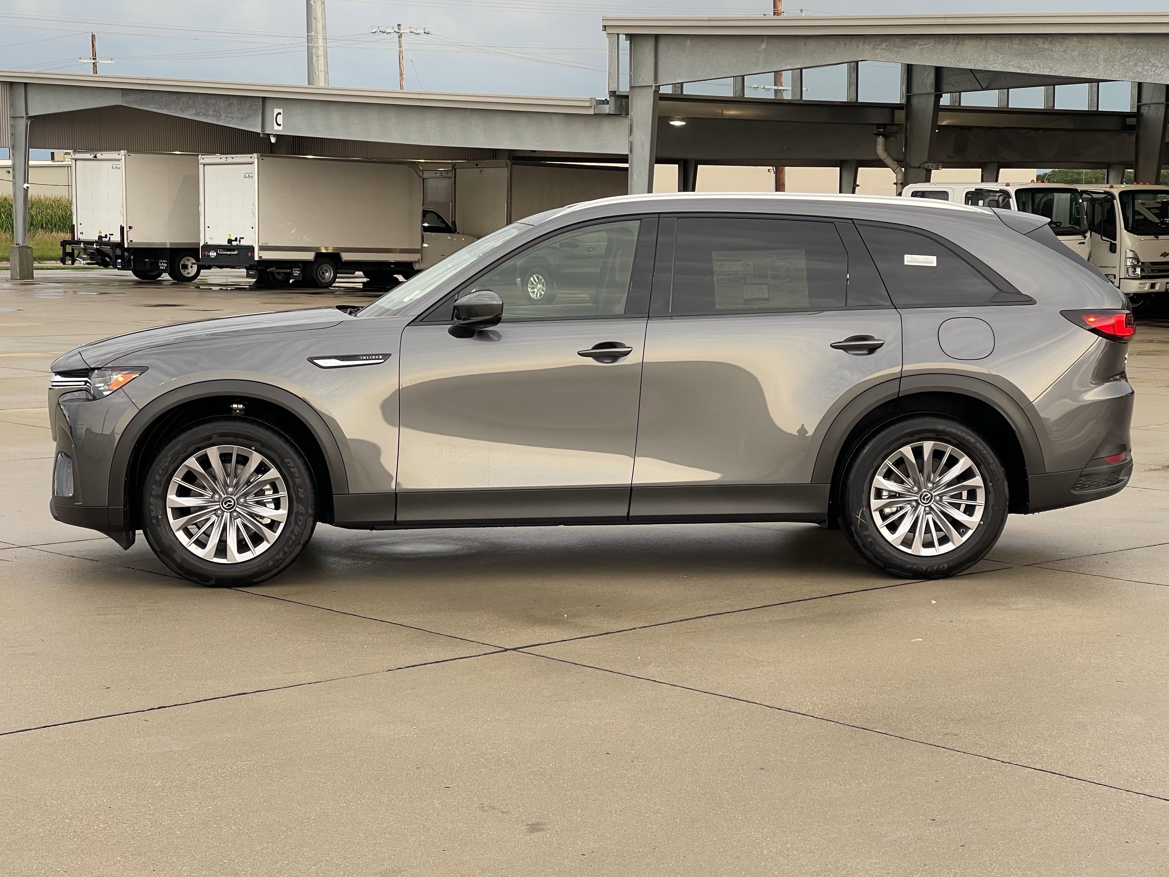 2025 Mazda CX-90 Preferred Package - Photo 19