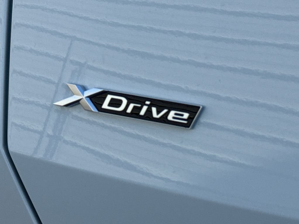 New 2026 Alpine White BMW 30 xDrive image 9