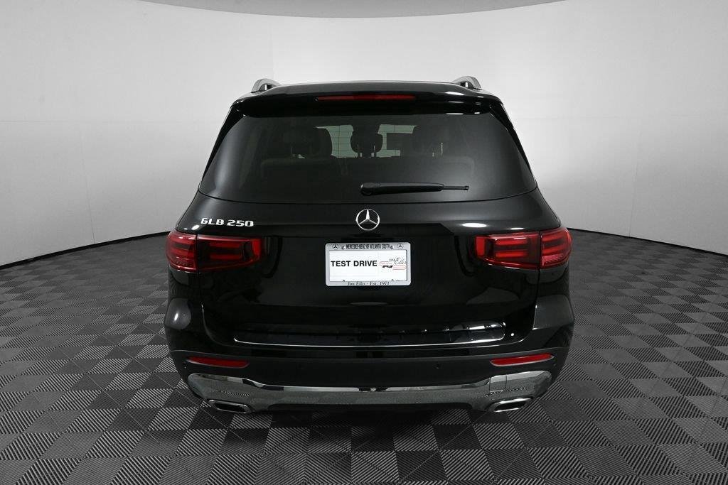 New 2026 Night Black Mercedes-Benz GLB 250 image 30