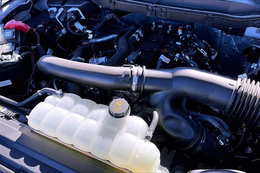 2025 Ford F-150 XLT - Photo 33