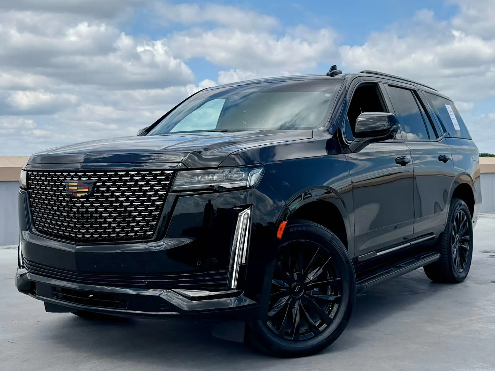 2021 Cadillac Escalade 4WD Luxury's photo