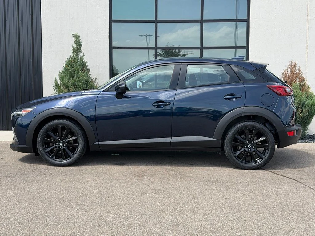 Used 2017 Blue Mazda Touring image 2