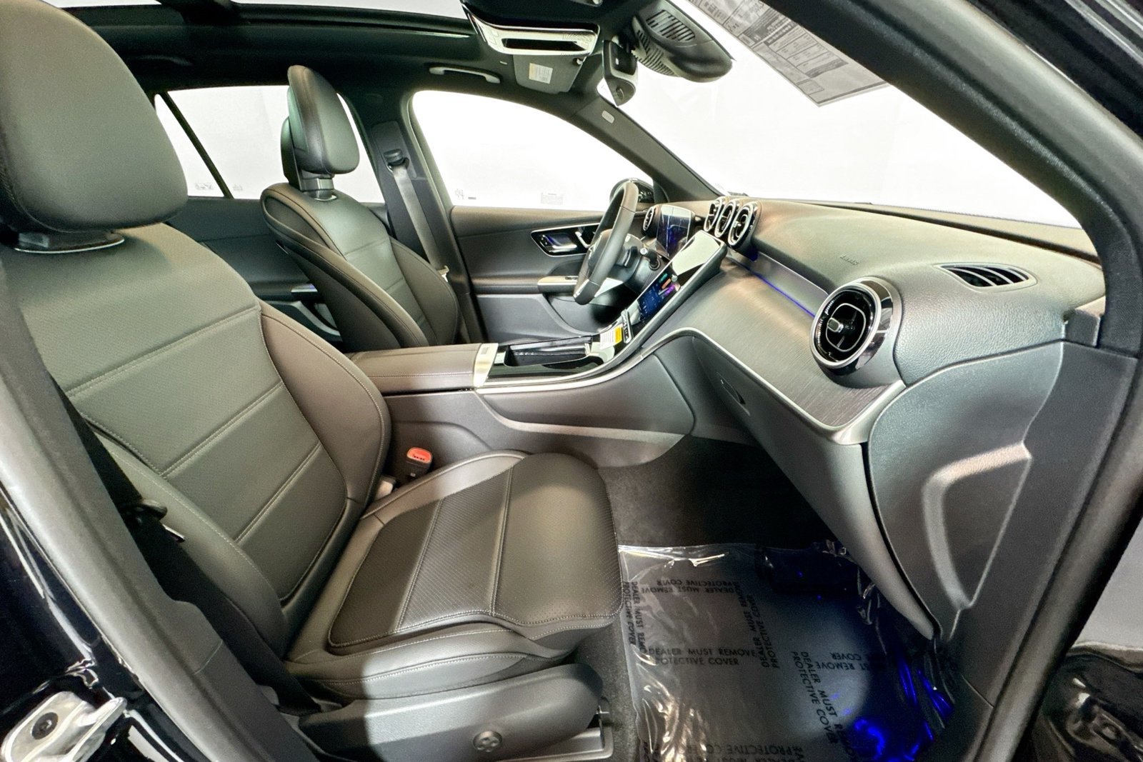 New 2026 Black Mercedes-Benz GLC 300 image 26