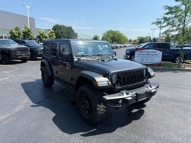 Certified Used 2024 Crystal Metallic Jeep Sport image 6