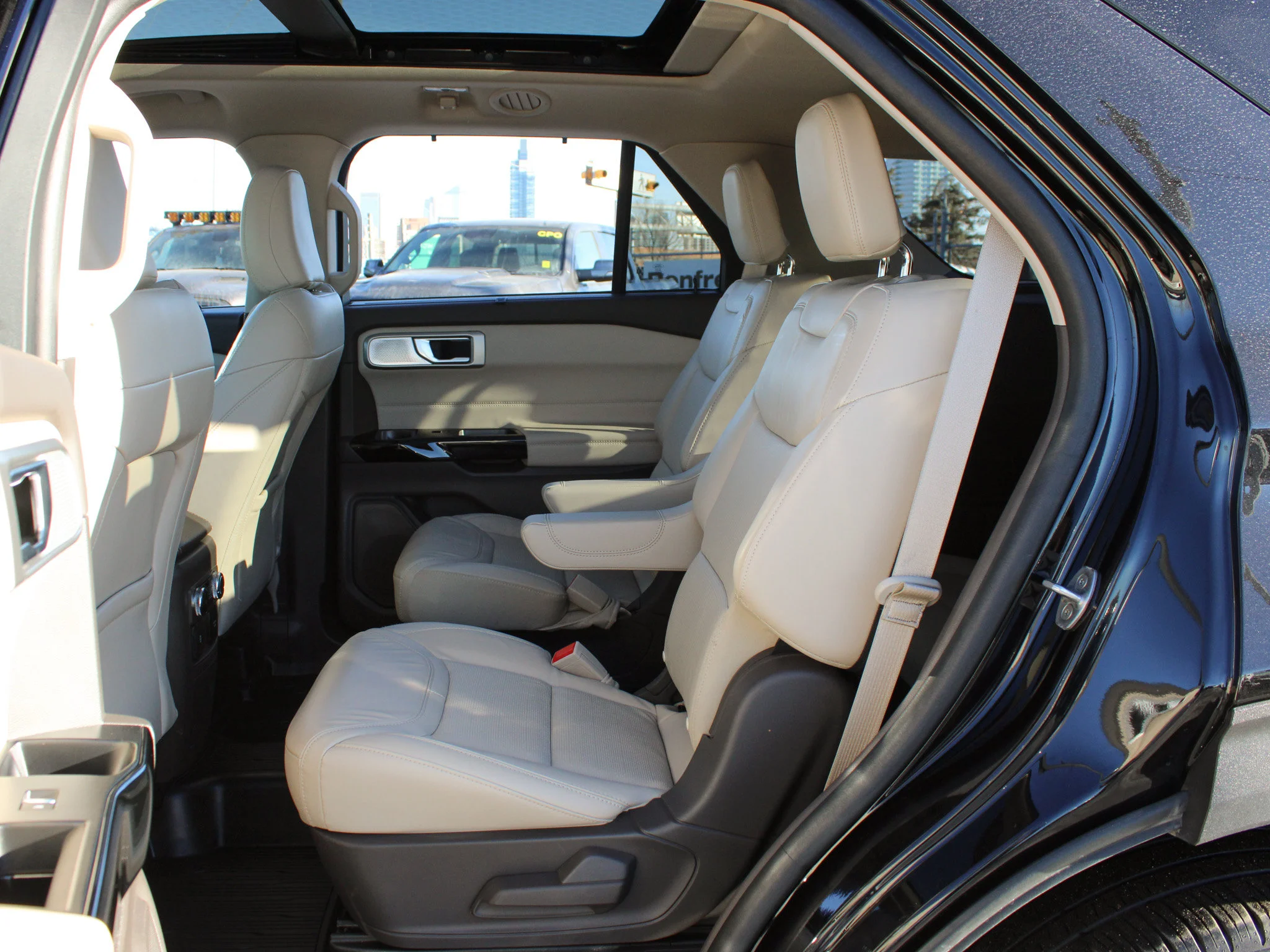 Certified Used 2023 Black Ford Platinum * No Accidents | Apple CarPlay | Luxury 3-Row SUV | Bang & Olufsen | Adaptive Cruise image 18