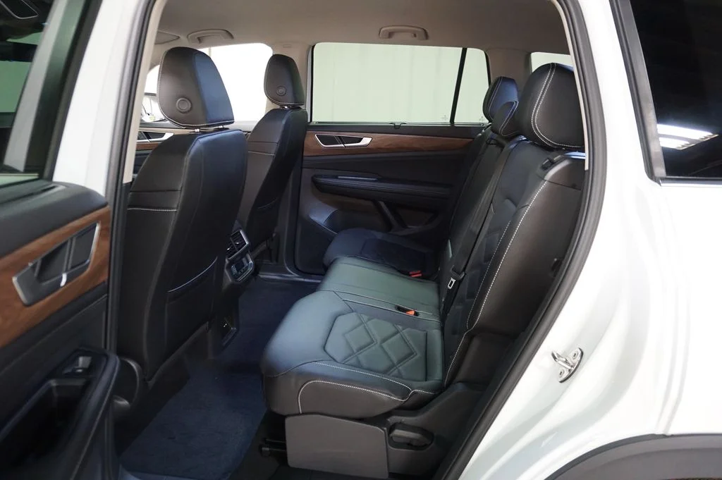 New 2026 Opal White Volkswagen 2.0T SE w/Technology image 11