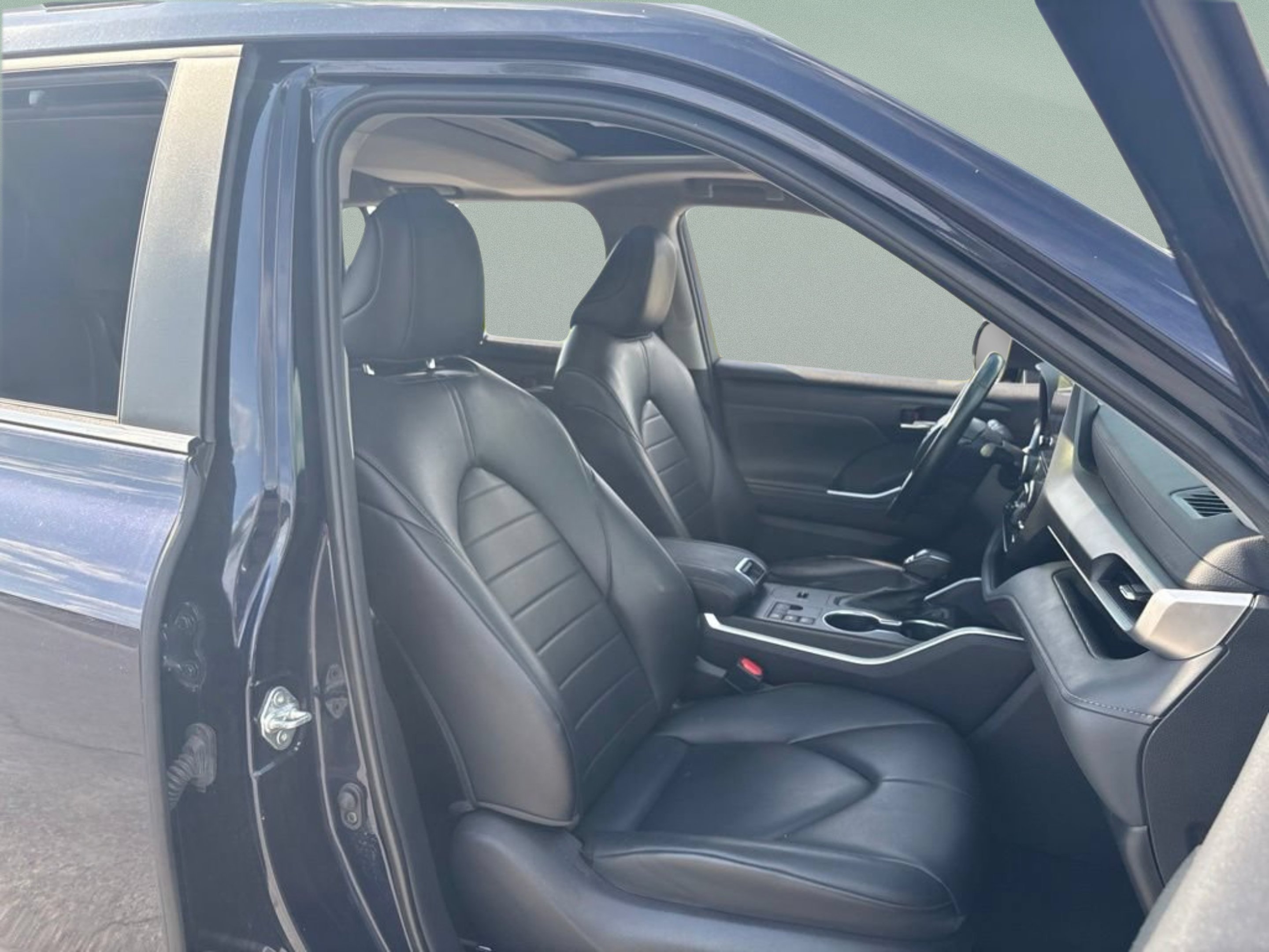 Used 2023 Blueprint Toyota XLE image 27