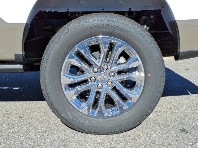New 2026 Star White Metallic Tri-Coat Ford King Ranch® image 8