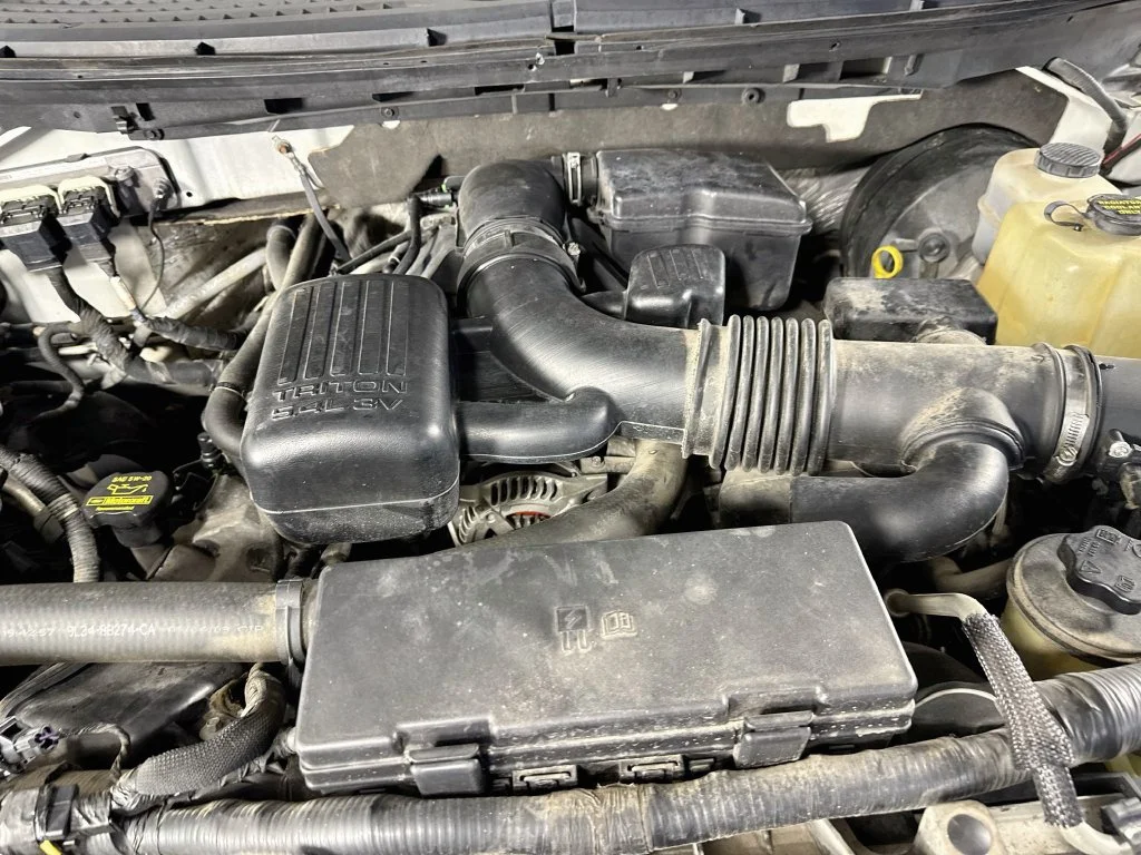 Used 2009 White Ford Lariat image 38