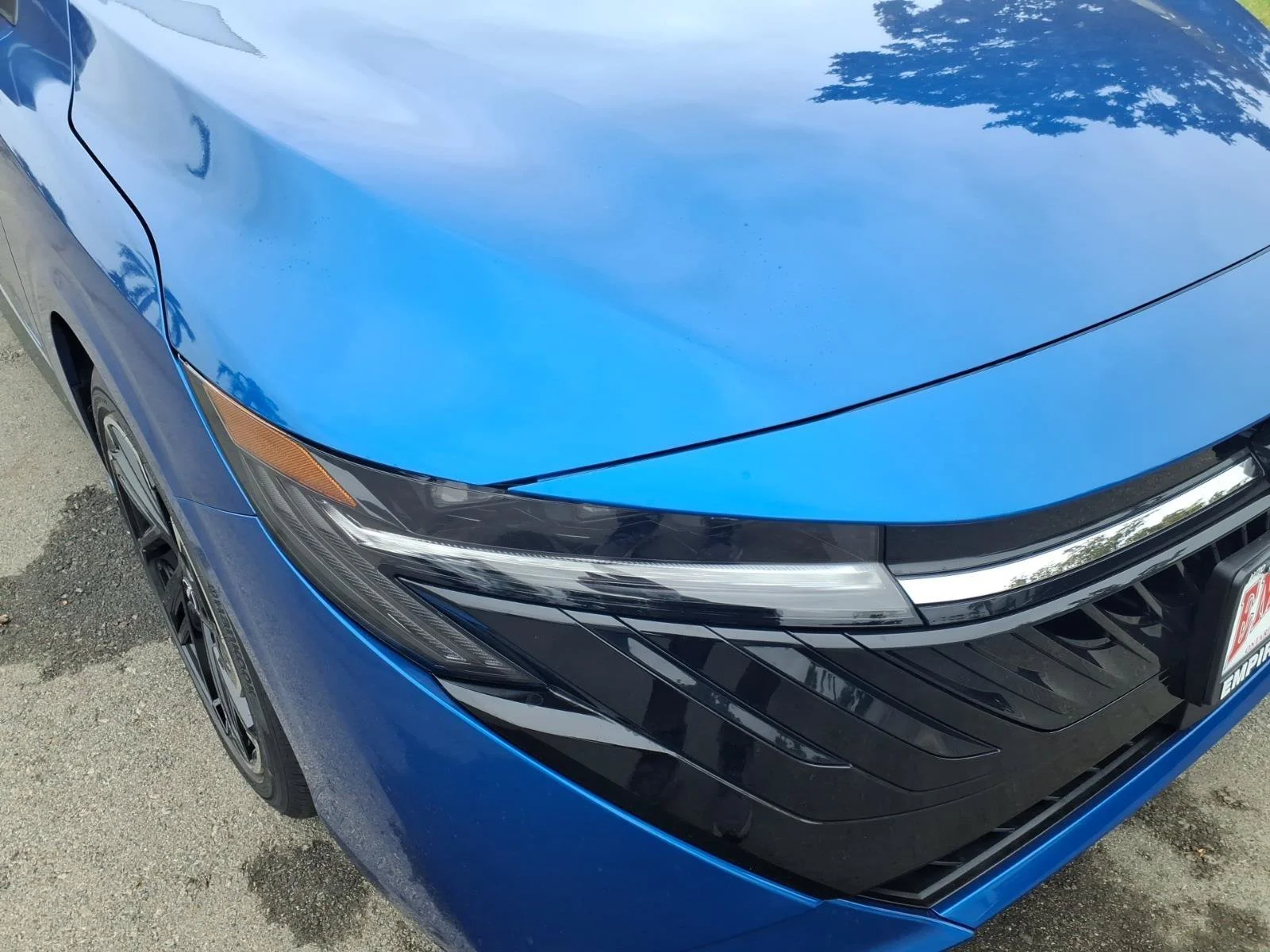 New 2026 Bluestone Pearl / Super Black Two-tone Nissan SR image 5