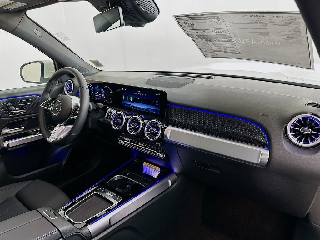 New 2026 Polar White Mercedes-Benz GLB 250 image 30
