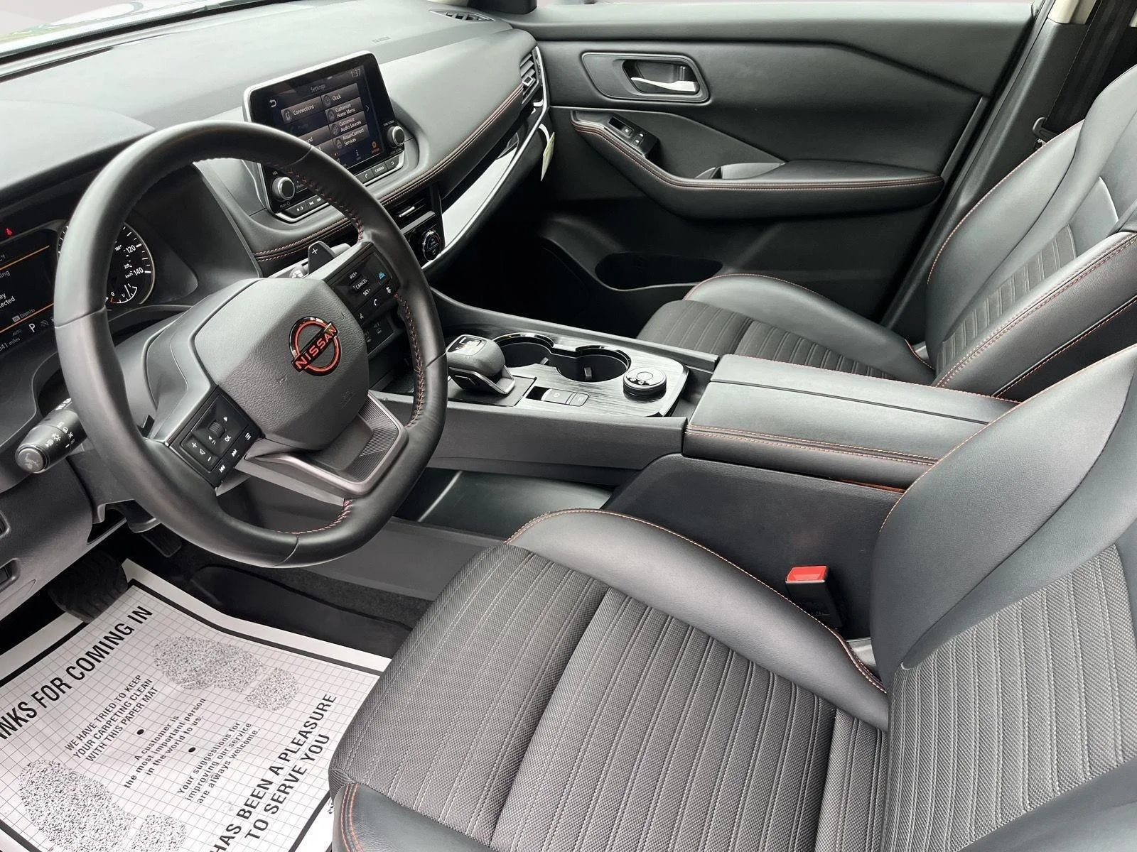 Used 2025 Boulder Gray Pearl Nissan Rock Creek image 22