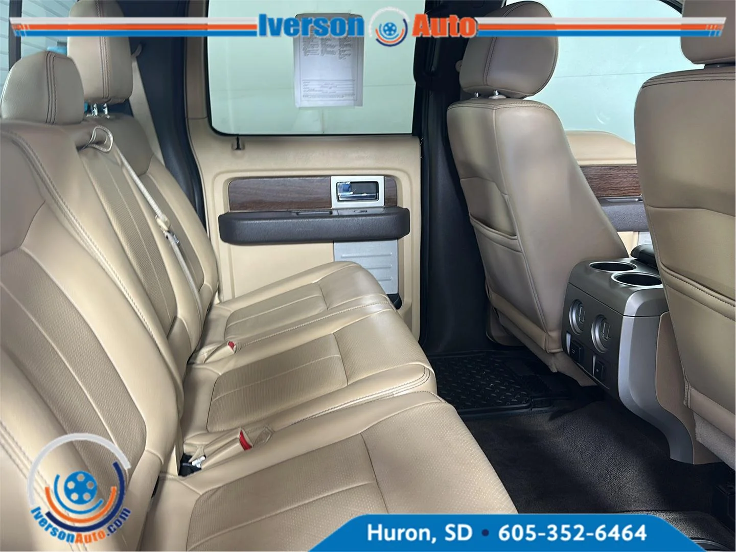Used 2013 Green Gem Metallic/Pale Adobe Metallic Ford Lariat image 26