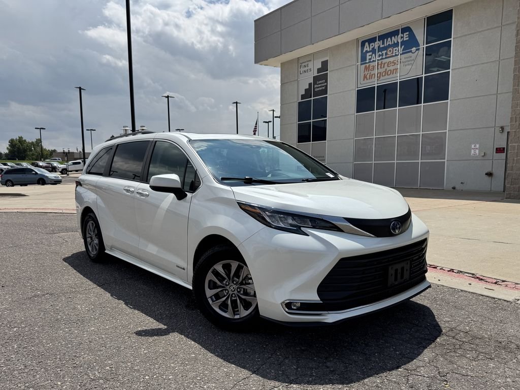 Used 2021 White Toyota XLE image 2