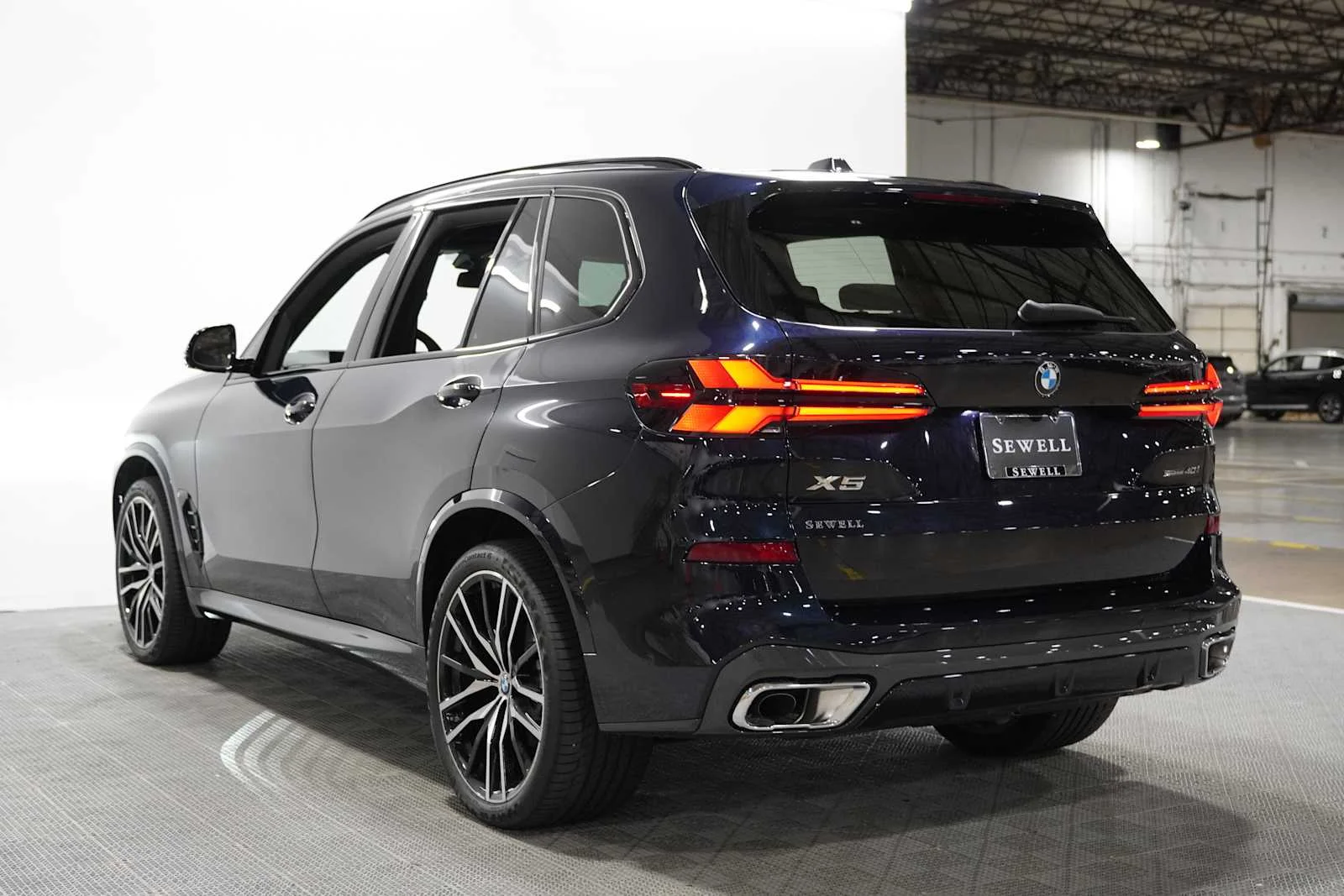 Certified Used 2026 Carbon Black Metallic BMW sDrive40i image 6