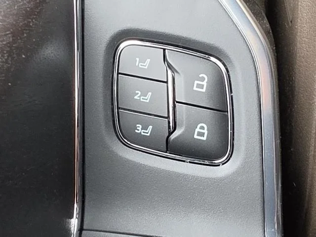 New 2026 Agate Black Metallic Ford F-350® King Ranch® image 37