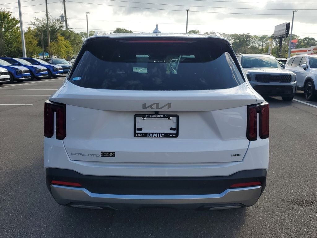 New 2026 White Kia EX image 5