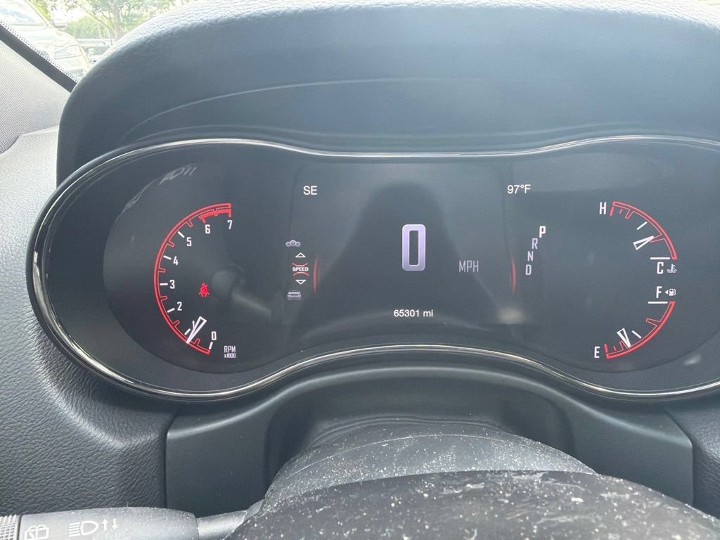 Used 2020 White Knuckle Clearcoat Dodge R/T image 11
