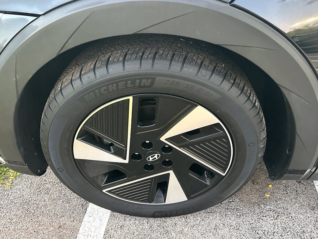 2025 Hyundai IONIQ 5 SEL - Photo 8