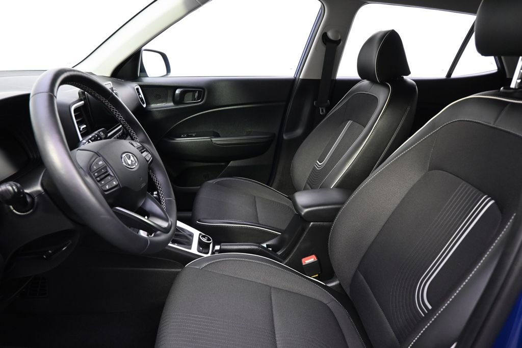 Certified Used 2025 Intense Blue Hyundai Limited image 13