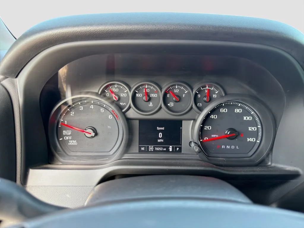 Used 2023 STERLING GRAY METALLIC Chevrolet Custom image 11