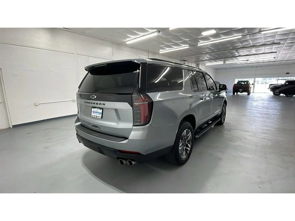 Used 2025 Sterling Gray Metallic Chevrolet Z71 image 9