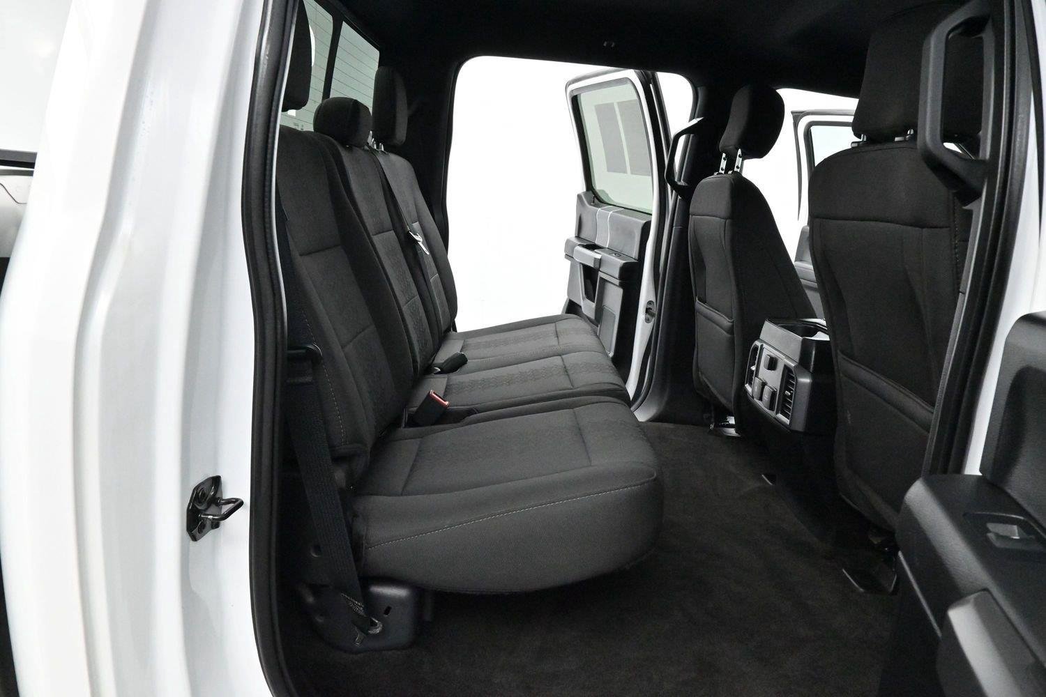 Used 2018 Oxford White Ford XLT image 33