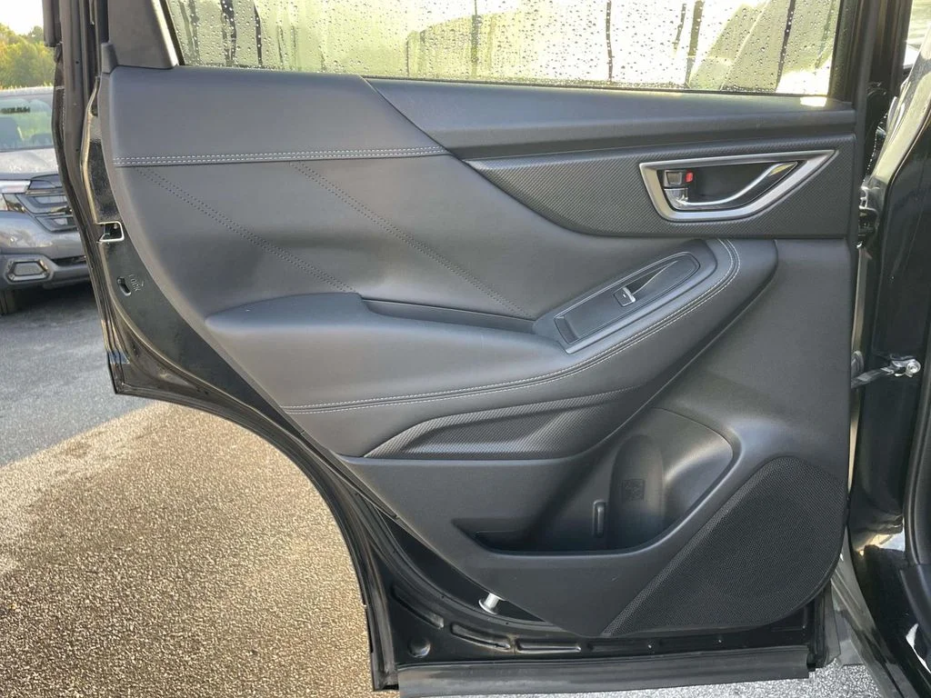Used 2019 Crystal Black Silica Subaru Limited image 2
