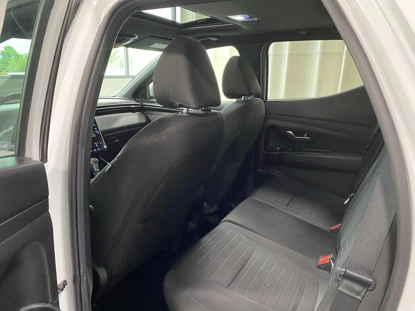 Used 2022 Ice White Hyundai SEL Premium image 14