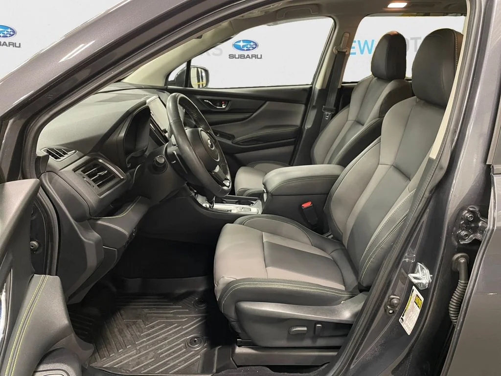 Used 2023 Magnetite Gray Metallic Subaru Onyx Edition image 9