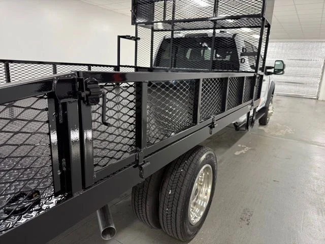 New 2026 Oxford White Ford F-450® XL image 7