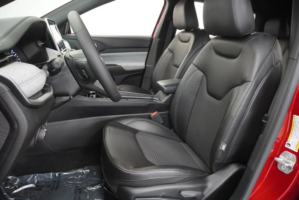 Certified Used 2025 Red Jeep Latitude image 17