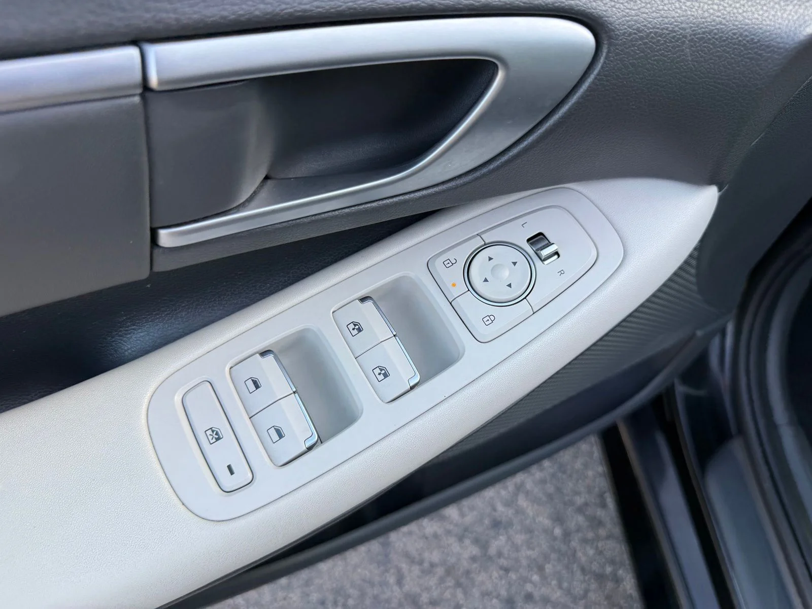 2024 Hyundai Sonata SEL - Photo 12