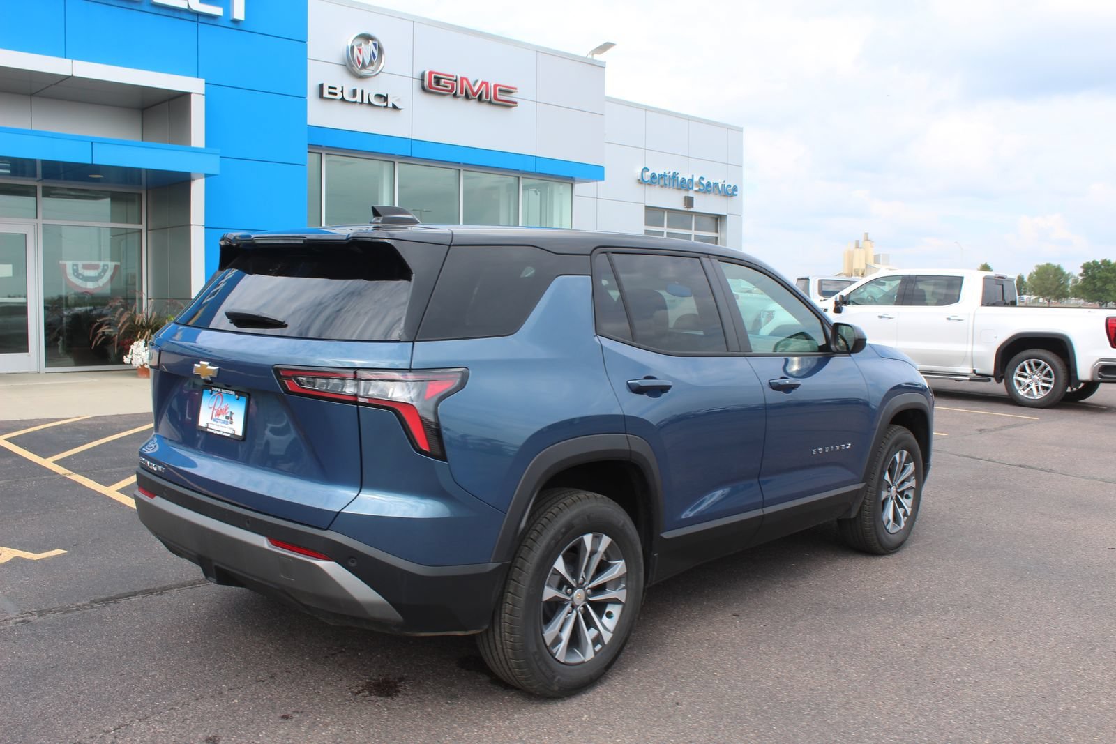 New 2027 Lakeshore Blue Metallic Chevrolet LT image 2