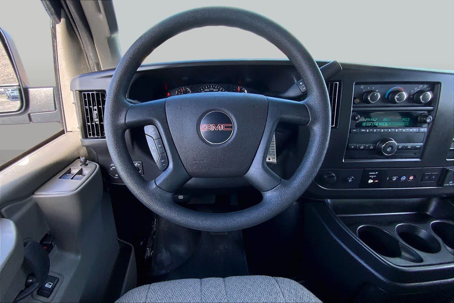 Used 2025 Summit White GMC LT image 6