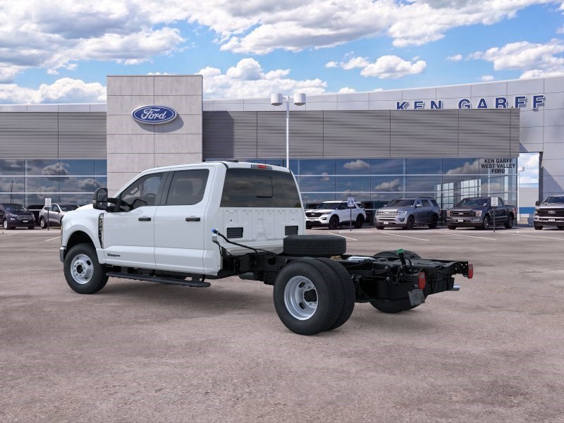 New 2026 Oxford White Ford XL image 4