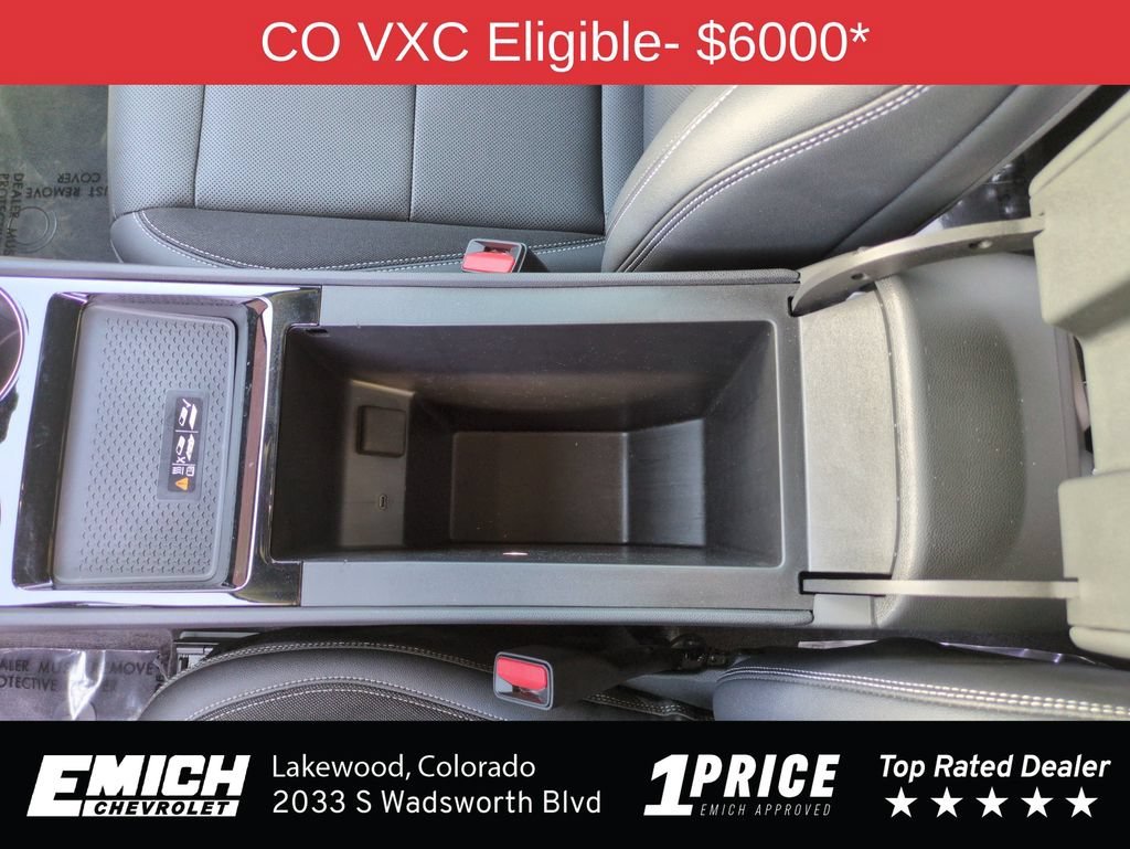 Used 2024 Summit White Chevrolet LT image 25